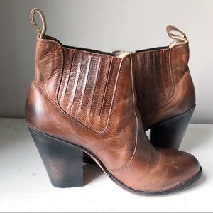 EUC Freebird by Steven Leather “Morgn” Booties